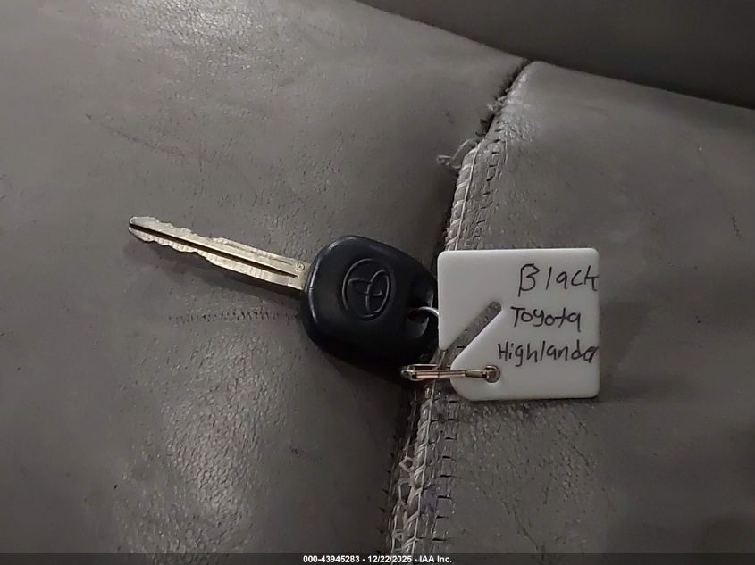 2012 Toyota Highlander Se V6 VIN: 5TDBK3EH1CS142331 Lot: 43945283