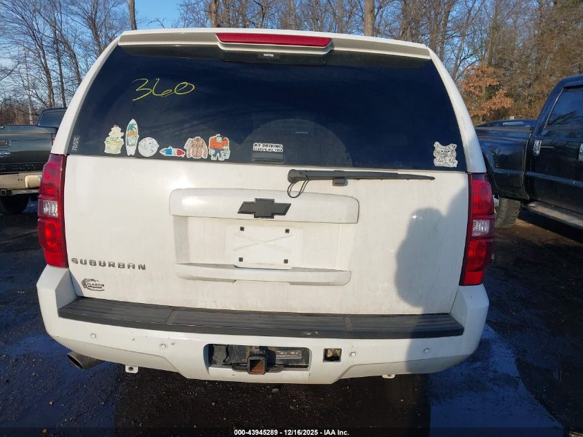 2013 Chevrolet Suburban 1500 Lt VIN: 1GNSKJE7XDR357127 Lot: 43945289