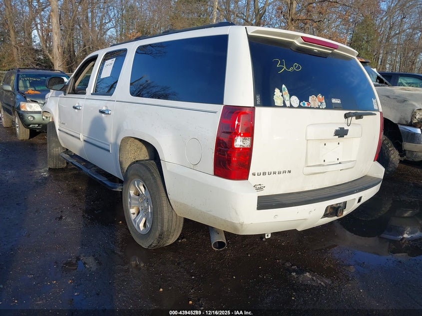 2013 Chevrolet Suburban 1500 Lt #3