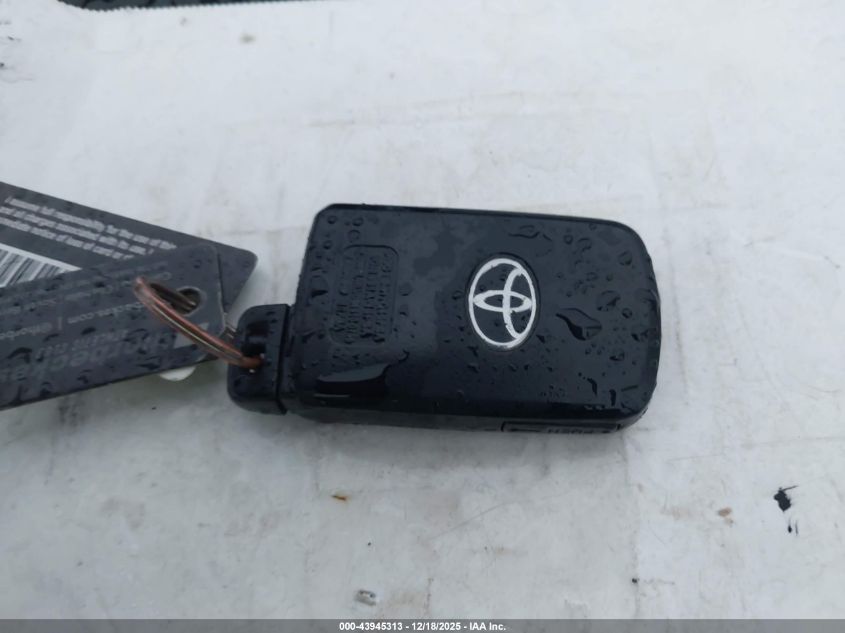 2017 Toyota Highlander Xle VIN: 5TDJZRFH7HS512147 Lot: 43945313