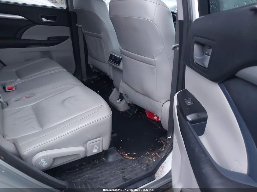 2017 Toyota Highlander Xle VIN: 5TDJZRFH7HS512147 Lot: 43945313