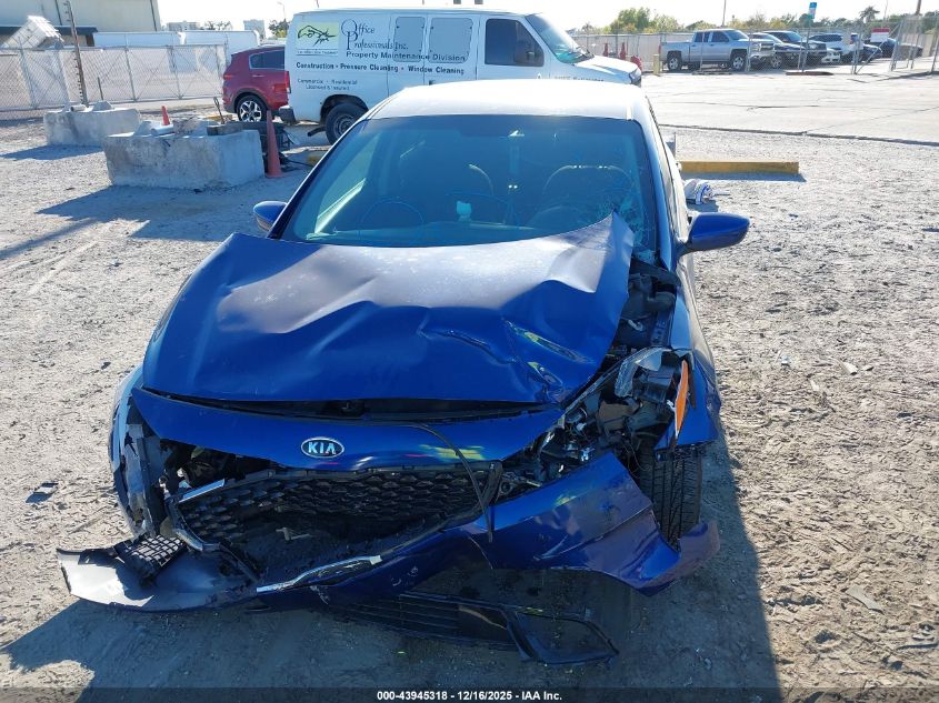 2017 Kia Forte Lx VIN: 3KPFK4A72HE143476 Lot: 43945318