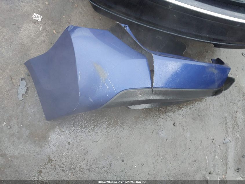 2018 Toyota Corolla Se VIN: 5YFBURHE5JP813570 Lot: 43945324