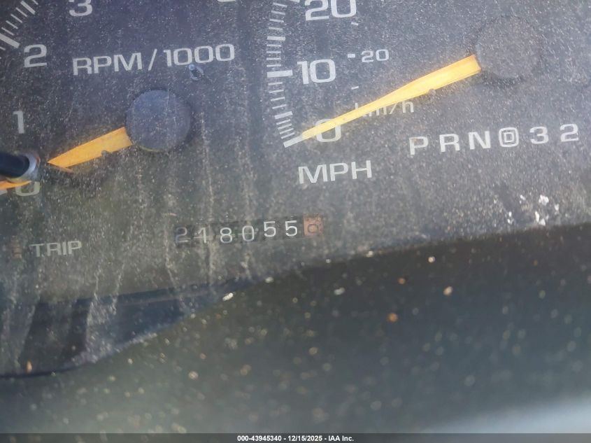 1995 Chevrolet Gmt-400 C1500 VIN: 1GCEC19K2SE125028 Lot: 43945340