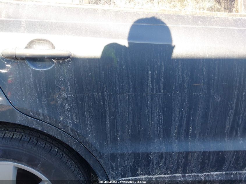 2012 Hyundai Santa Fe Limited V6 VIN: 5XYZK4AG6CG105371 Lot: 43945350