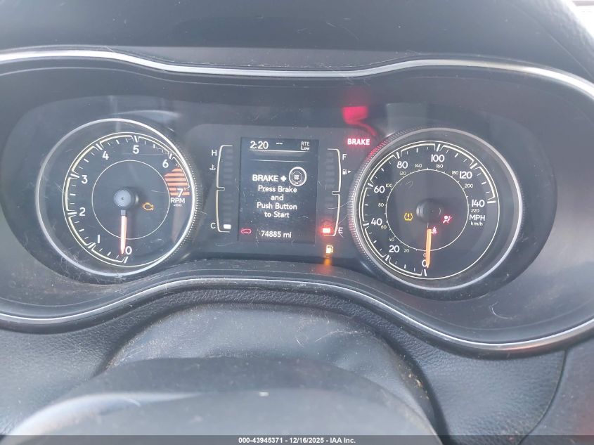 2019 Jeep Cherokee Latitude Plus Fwd VIN: 1C4PJLLB4KD226032 Lot: 43945371