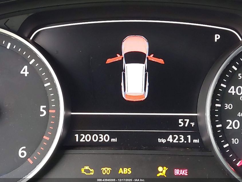 2014 Volkswagen Touareg Tdi Sport VIN: WVGEP9BP1ED000858 Lot: 43945385