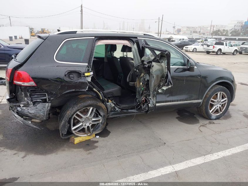 2014 Volkswagen Touareg Tdi Sport VIN: WVGEP9BP1ED000858 Lot: 43945385