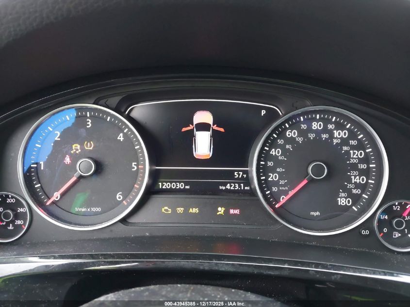 2014 Volkswagen Touareg Tdi Sport VIN: WVGEP9BP1ED000858 Lot: 43945385