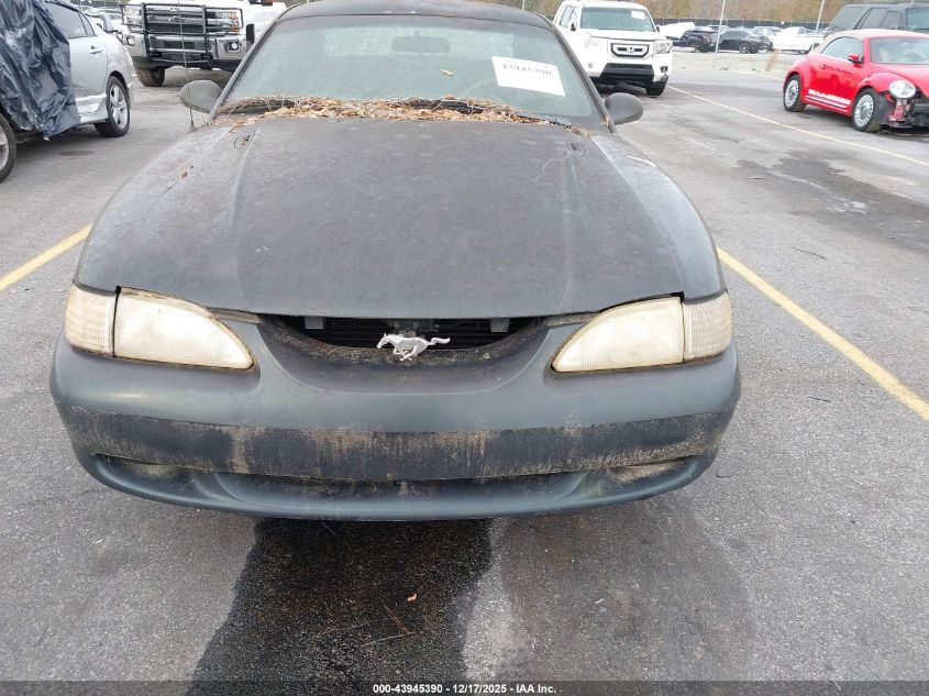 1998 Ford Mustang VIN: 1FAFP404XWF182902 Lot: 43945390