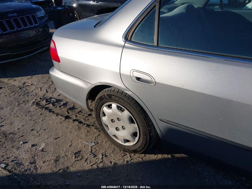 2000 Honda Accord 2.3 Lx VIN: 1HGCG5643YA136680 Lot: 43945417