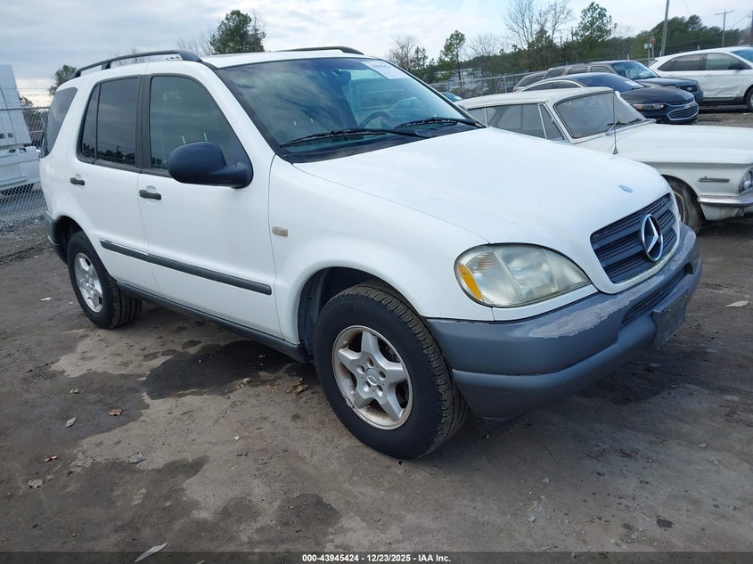 4JGAB54E5XA100645 1999 Mercedes-Benz Ml 320 auction photo 1
