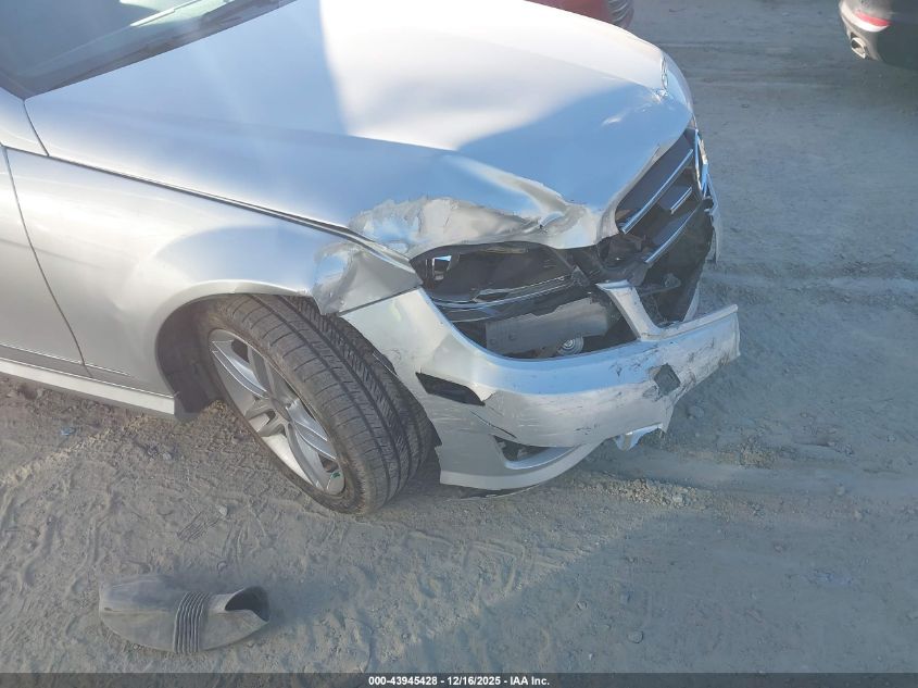 2014 Mercedes-Benz C-Class C 250 Sport VIN: WDDGF4HB9EA943571 Lot: 43945428