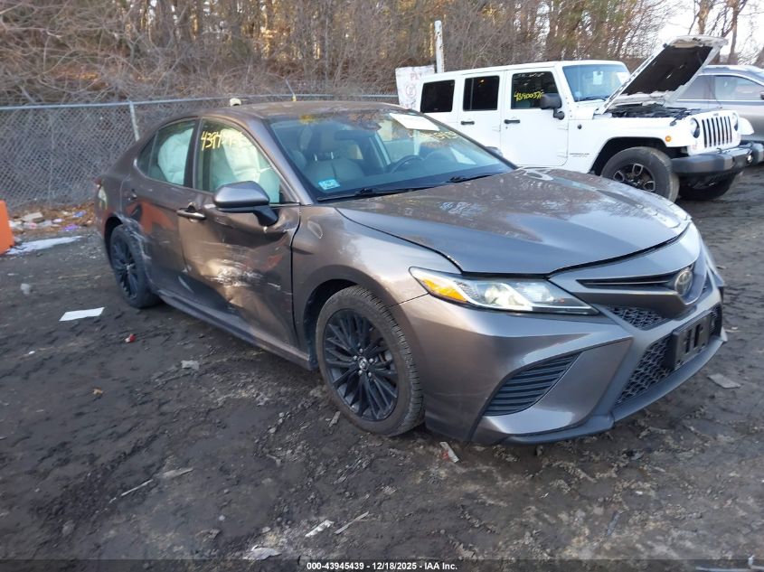 2020 Toyota Camry Se/Se Night Shade VIN: 4T1G11AKXLU940462 Lot: 43945439