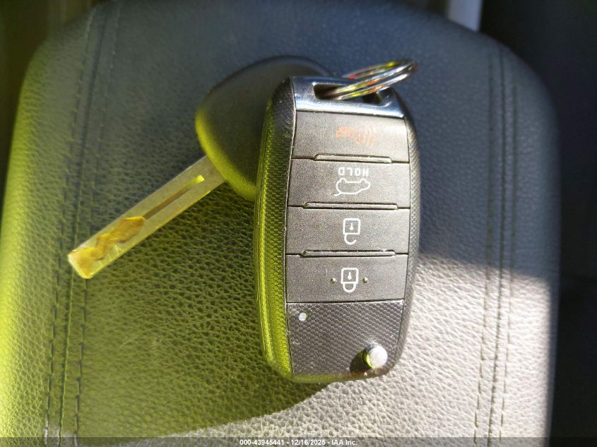 2014 Kia Sportage Lx VIN: KNDPB3AC4E7582704 Lot: 43945441