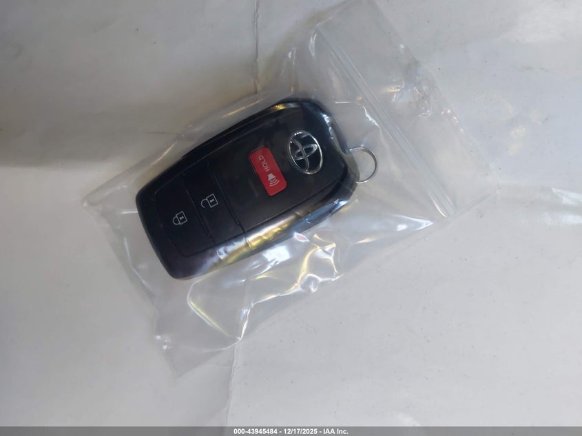 VIN JTDACACU8R3032433 2024 TOYOTA PRIUS PRIME XSE
