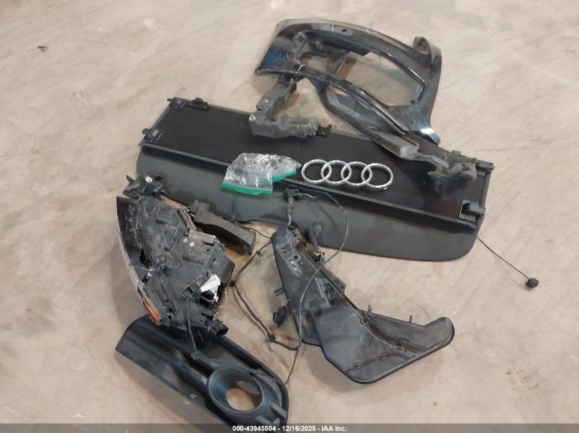 2012 Audi Q5 2.0T Premium VIN: WA1LFAFP8CA059599 Lot: 43945504