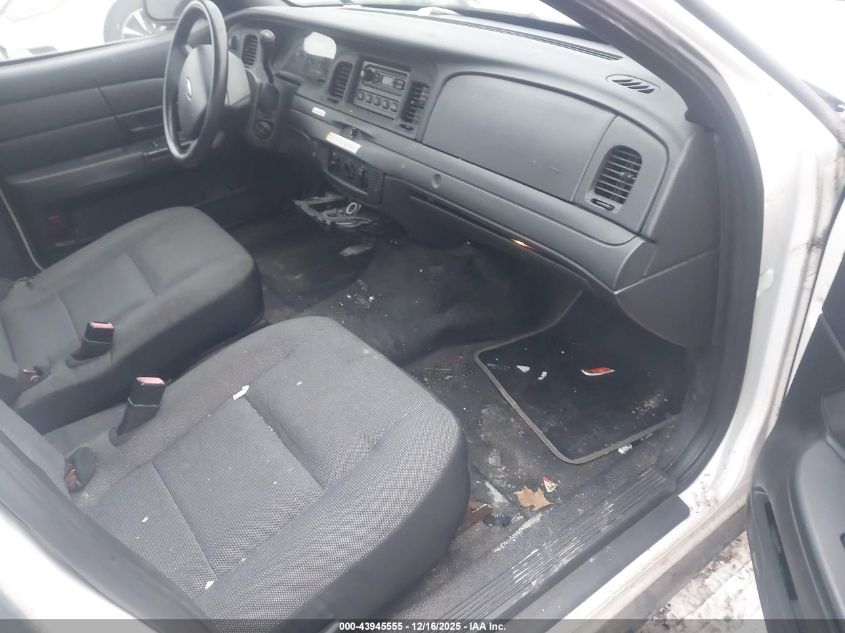 2007 Ford Crown Victoria Police/Police Interceptor VIN: 2FAHP71W57X130030 Lot: 43945555