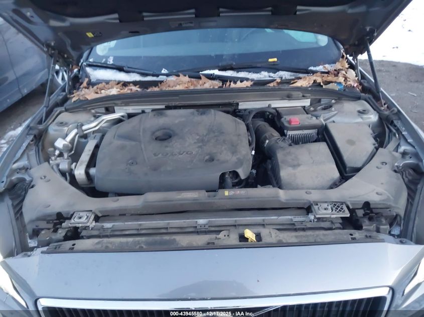 2020 Volvo S60 T6 Momentum VIN: 7JRA22TK4LG041526 Lot: 43945580