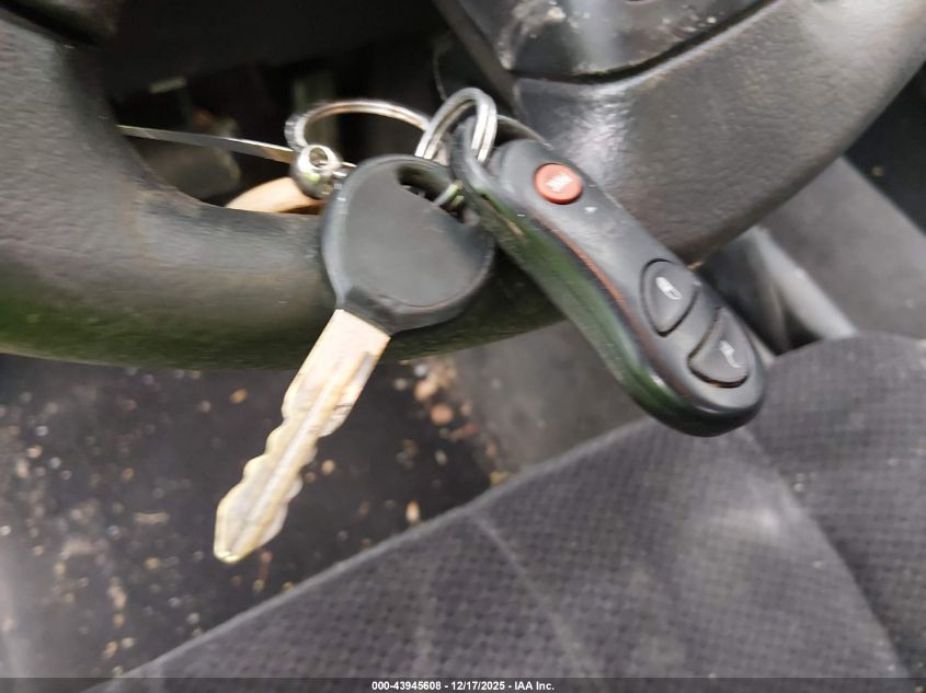 2004 Dodge Ram 1500 Slt/Laramie VIN: 1D7HU18DX4S695298 Lot: 43945608