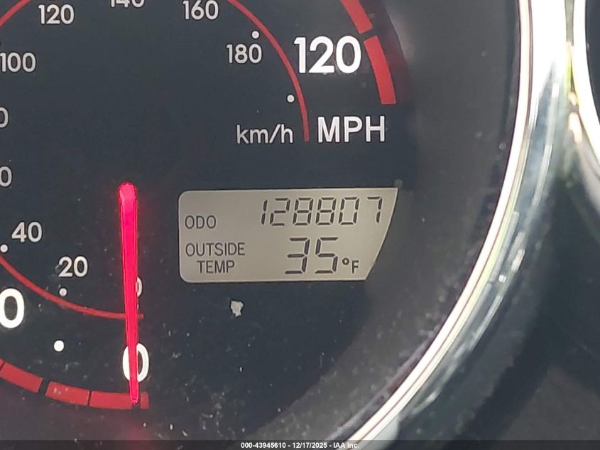 2007 Pontiac Vibe VIN: 5Y2SL65887Z421052 Lot: 43945610