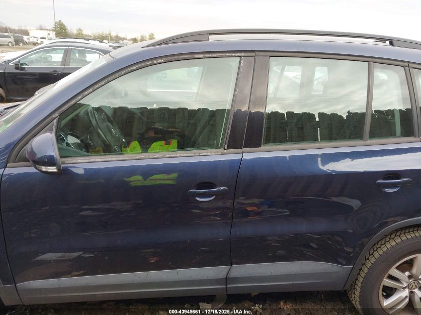 2015 Volkswagen Tiguan S VIN: WVGAV7AX0FW592284 Lot: 43945661