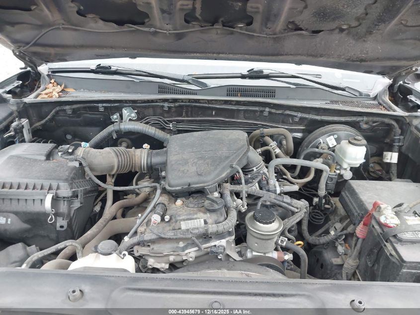 2019 Toyota Tacoma Sr VIN: 5TFAX5GN7KX152382 Lot: 43945679