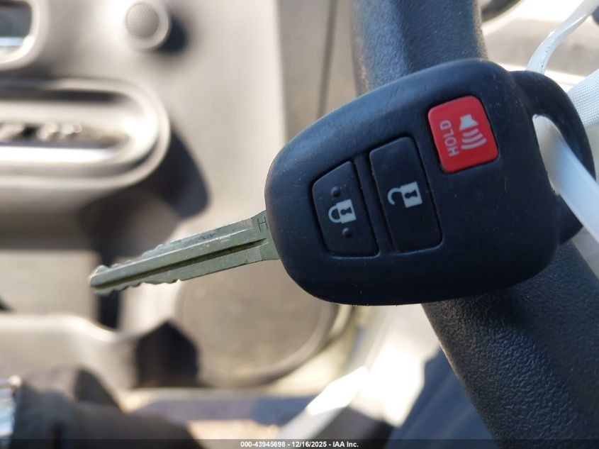 2016 Toyota Prius C Two VIN: JTDKDTB30G1136932 Lot: 43945698