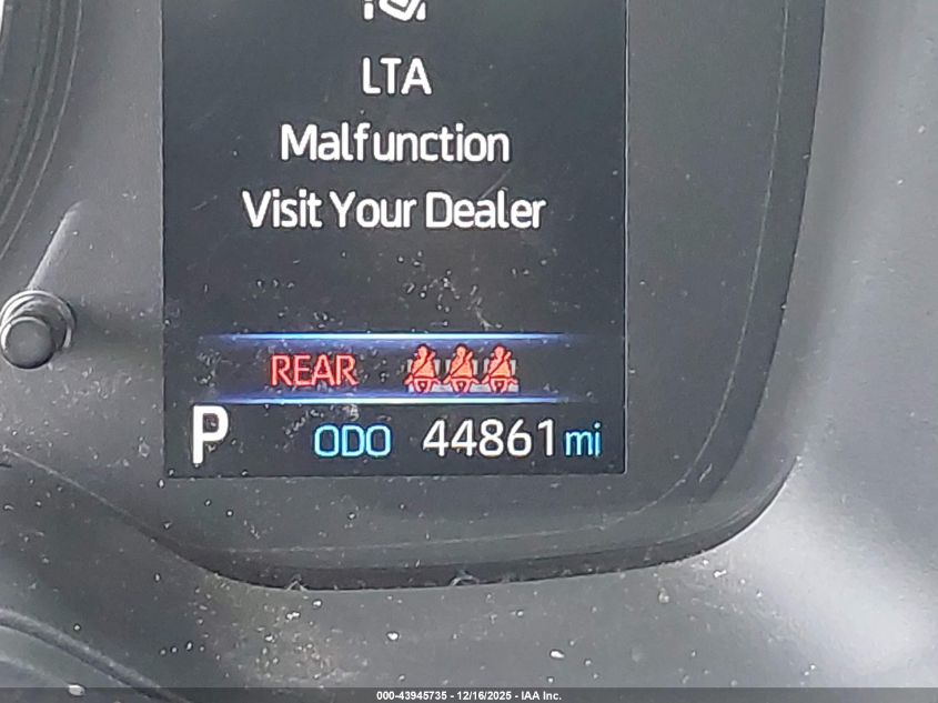 2022 Toyota Corolla Cross Le VIN: 7MUCAABG8NV020307 Lot: 43945735