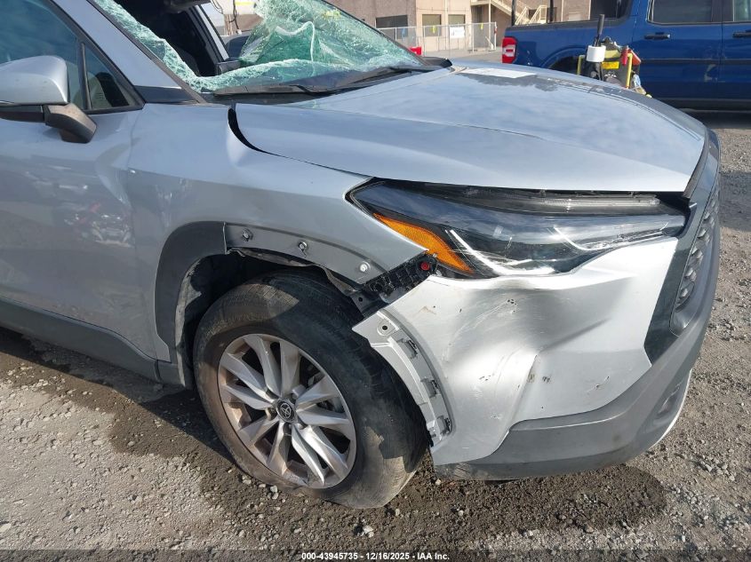 2022 Toyota Corolla Cross Le VIN: 7MUCAABG8NV020307 Lot: 43945735