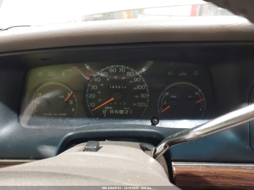 1997 Ford Crown Victoria Lx VIN: 2FALP74W1VX234632 Lot: 43945743