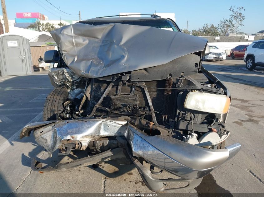 2002 GMC Yukon Slt VIN: 1GKEC13T92R267701 Lot: 43945759