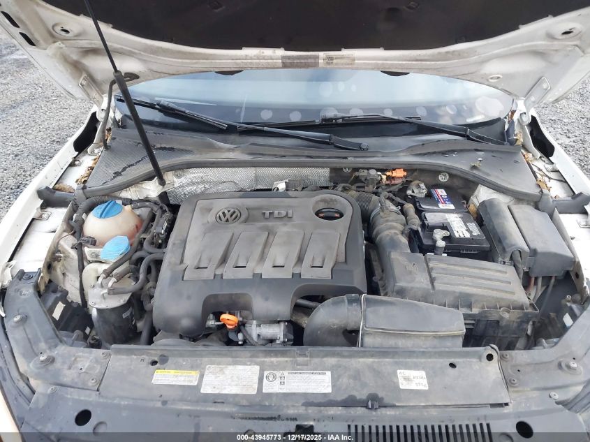 2013 Volkswagen Passat 2.0L Tdi Sel Premium VIN: 1VWCN7A33DC102443 Lot: 43945773