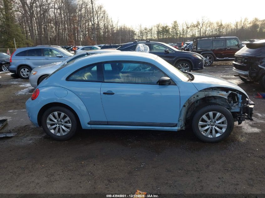 2015 Volkswagen Beetle 1.8T Fleet Edition VIN: 3VWF17AT2FM642196 Lot: 43945801