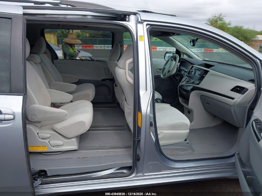 2011 Toyota Sienna Le V6/Le V6 Auto Access Seat VIN: 5TDKK3DC4BS057634 Lot: 43945836