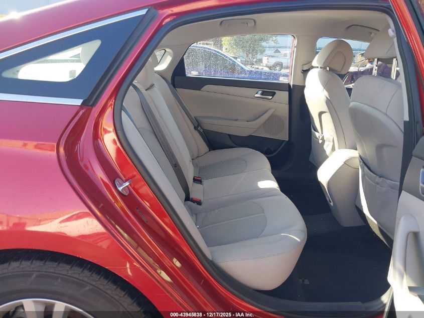 2017 Hyundai Sonata Se VIN: 5NPE24AF2HH535307 Lot: 43945838