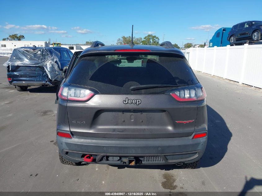 2019 Jeep Cherokee Trailhawk 4X4 VIN: 1C4PJMBX1KD137229 Lot: 43945907