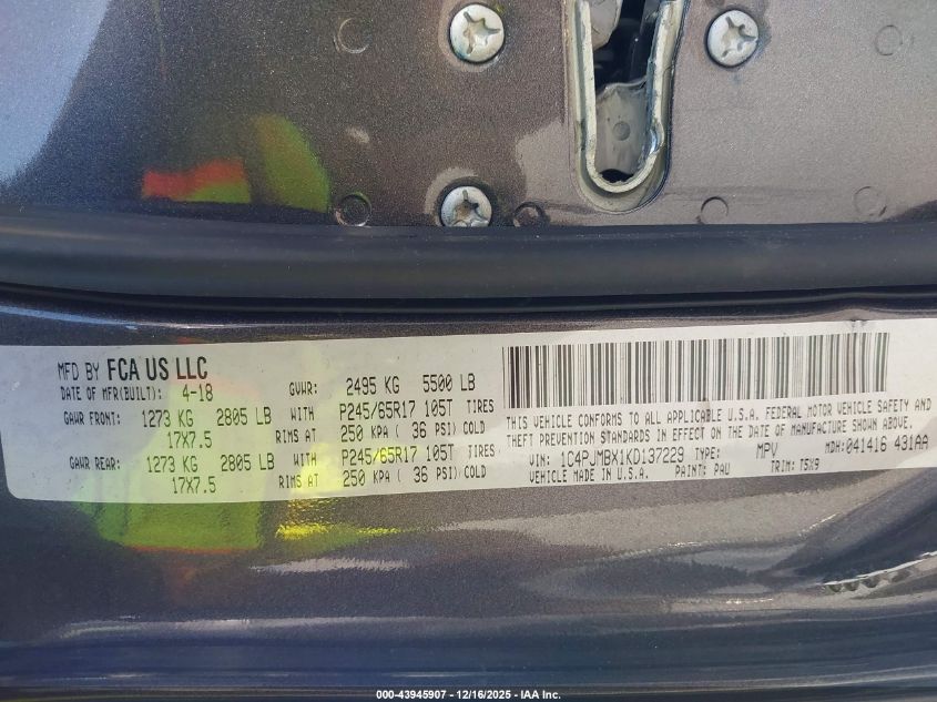 2019 Jeep Cherokee Trailhawk 4X4 VIN: 1C4PJMBX1KD137229 Lot: 43945907