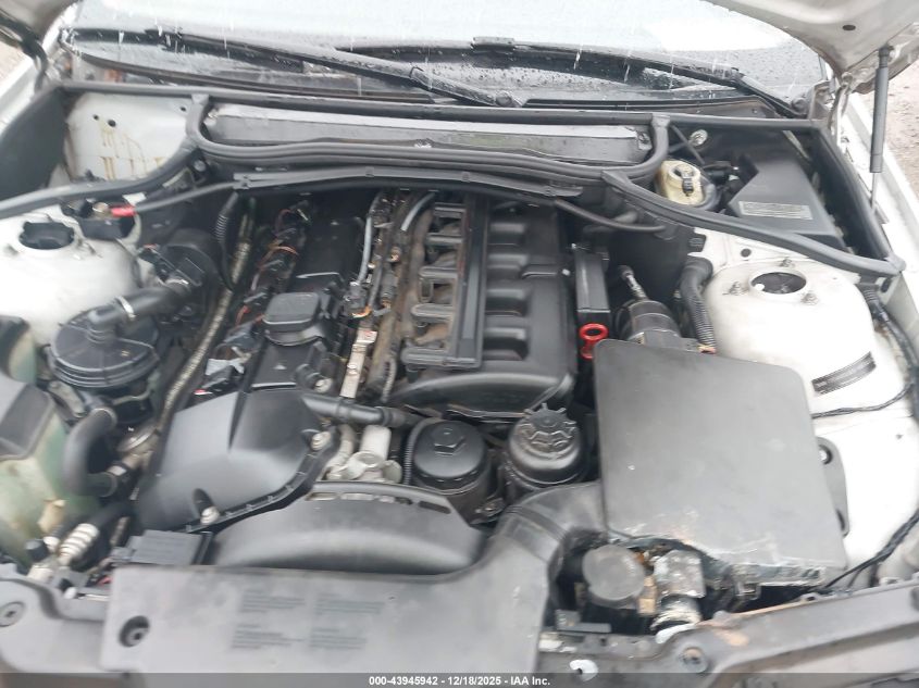 2005 BMW 325I VIN: WBAEV334X5KW16563 Lot: 43945942