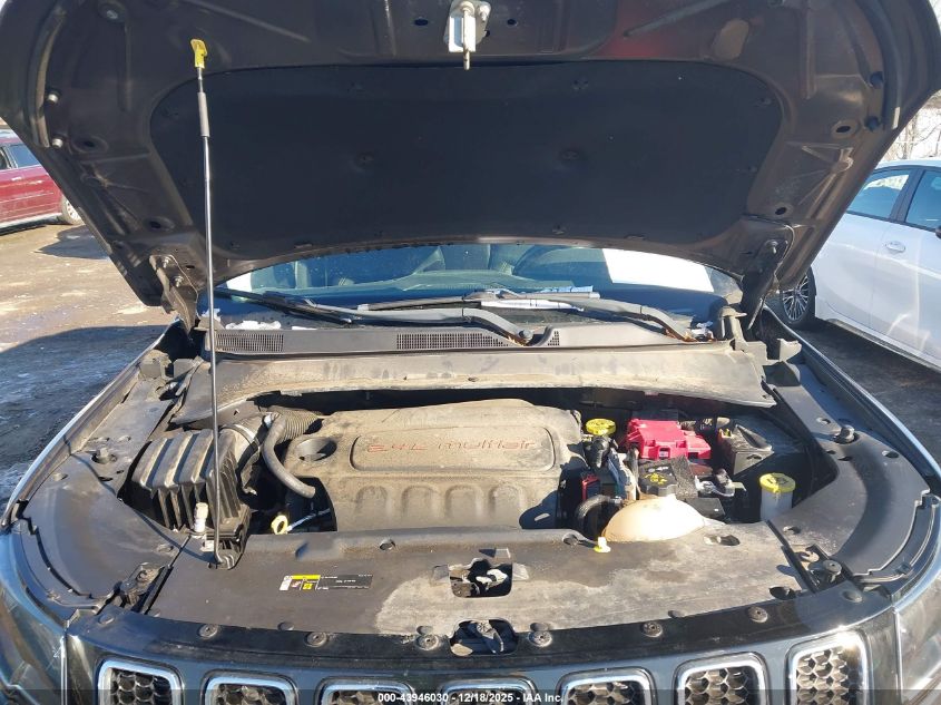 2019 Jeep Compass Latitude 4X4 VIN: 3C4NJDBB8KT627995 Lot: 43946030