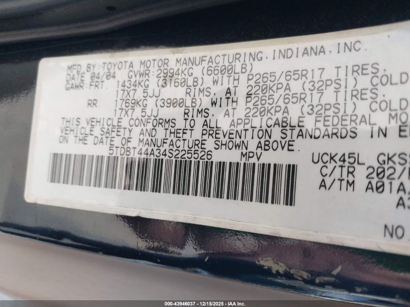 2004 Toyota Sequoia Sr5 V8 VIN: 5TDBT44A34S225526 Lot: 43946037