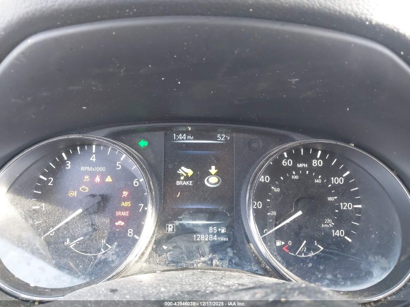 2017 Nissan Rogue Sv VIN: JN8AT2MV4HW001257 Lot: 43946038