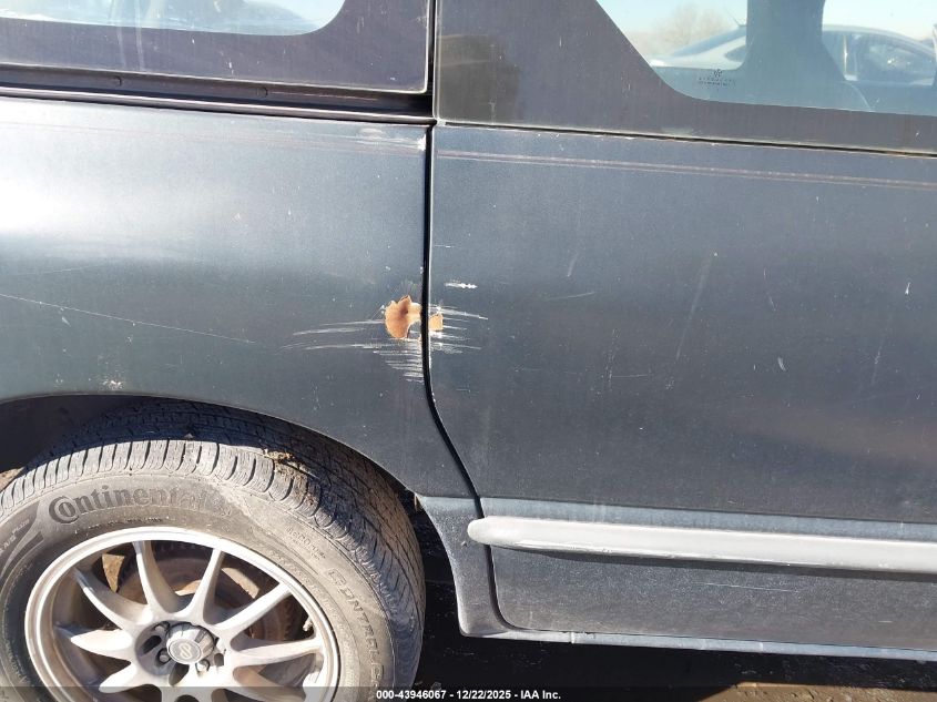 1996 Plymouth Voyager VIN: 2P4FP25B1TR831704 Lot: 43946067