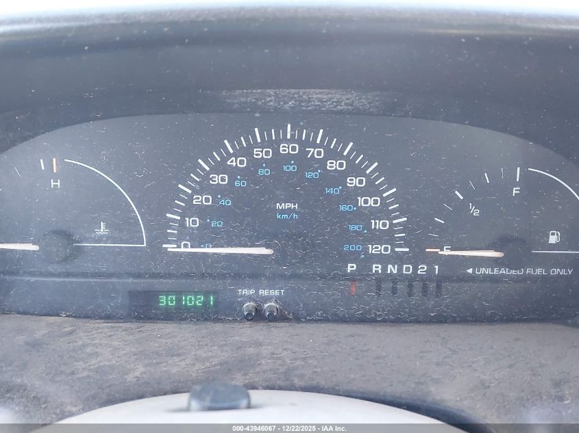 1996 Plymouth Voyager VIN: 2P4FP25B1TR831704 Lot: 43946067