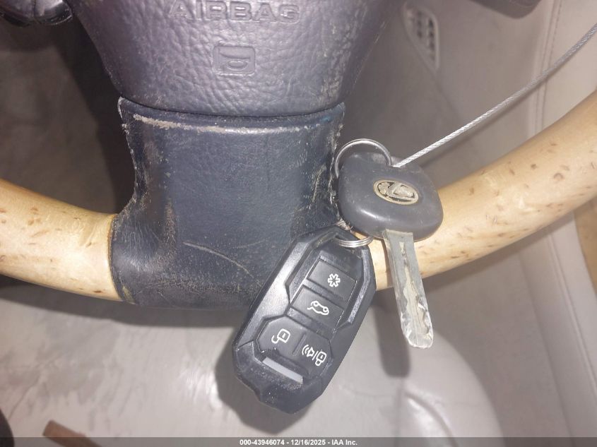 2002 Lexus Sc 430 VIN: JTHFN48Y720015545 Lot: 43946074