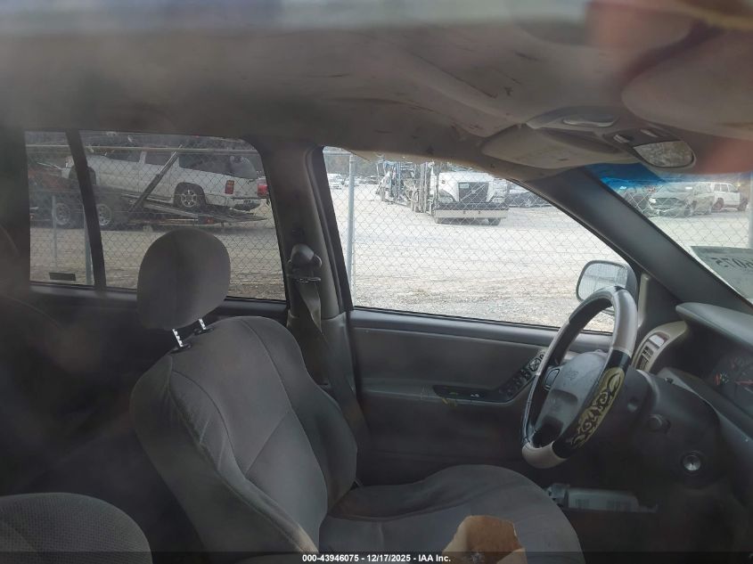 2000 Jeep Grand Cherokee Laredo VIN: 1J4G248S2YC285570 Lot: 43946075