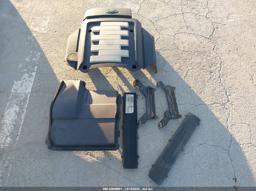 2007 Land Rover Range Rover Sport Hse VIN: SALSK25457A991073 Lot: 43946081