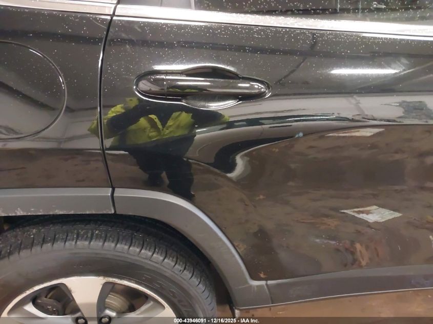 2019 Jeep Cherokee Limited 4X4 VIN: 1C4PJMDN6KD192920 Lot: 43946091