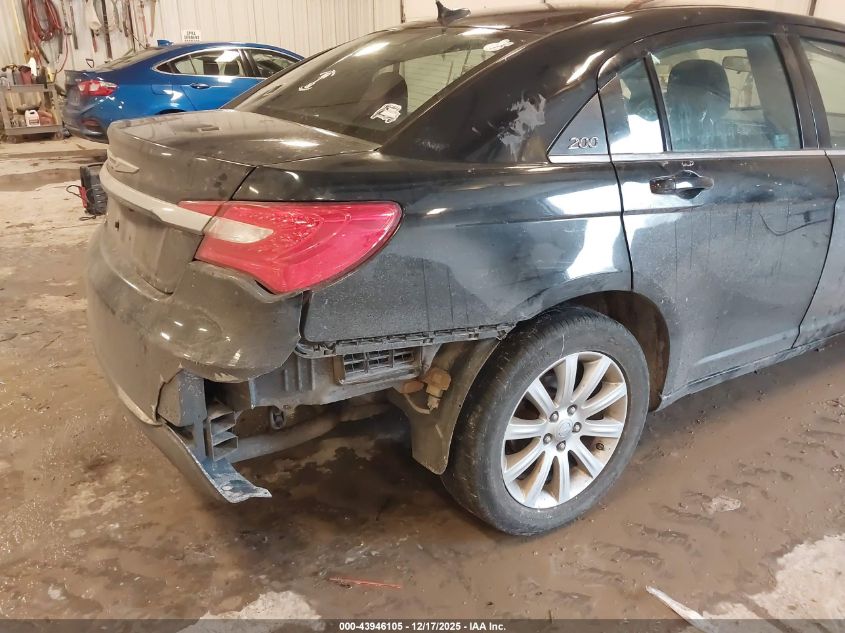 2014 Chrysler 200 Touring VIN: 1C3CCBBBXEN100586 Lot: 43946105