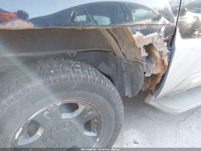 2002 Chevrolet Avalanche 1500 VIN: 3GNEK13T72G276239 Lot: 43946124